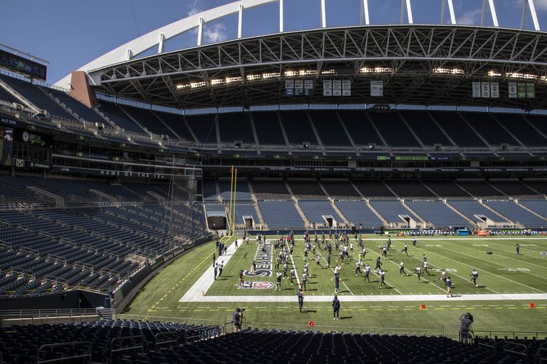 Photos: Seahawks mock game at Lumen Field