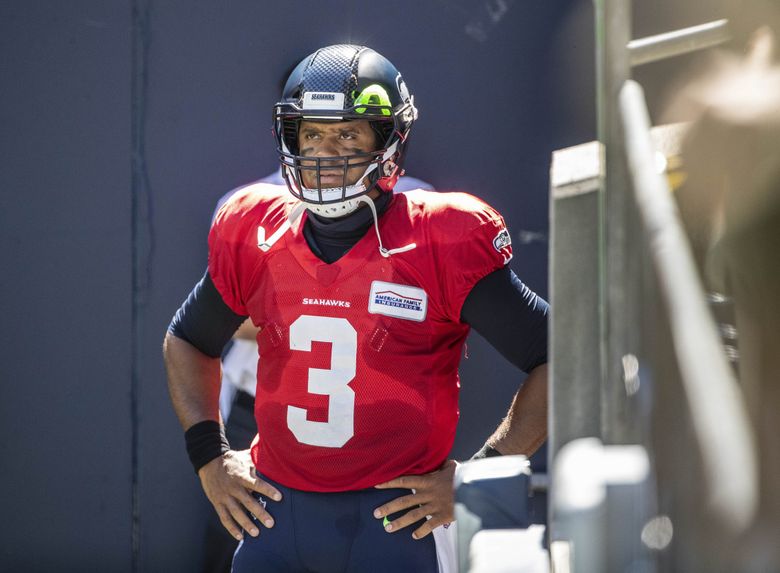 Russell Wilson Caps Off Late First-Half Drive With TD Pass To Travis Homer