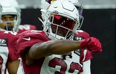 49ers seek to ban fan who sent racist messages to Cardinals' Budda Baker