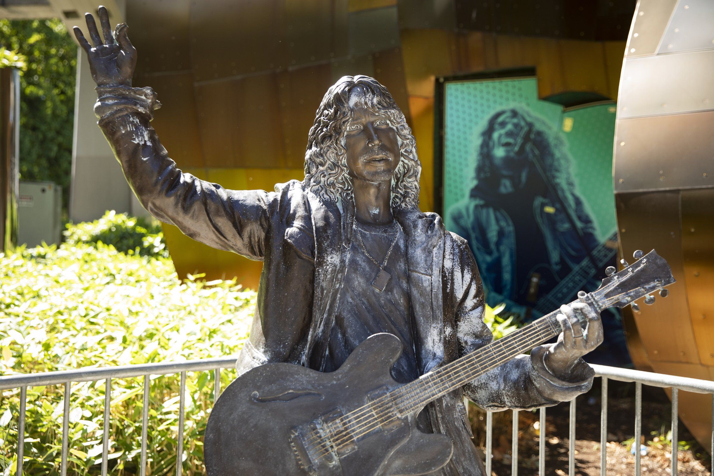 Chris Cornell statue outside MoPOP vandalized | The Seattle Times
