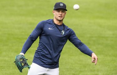 Mariners prospect Jarred Kelenic says club's manipulating his service time  - Sports Illustrated