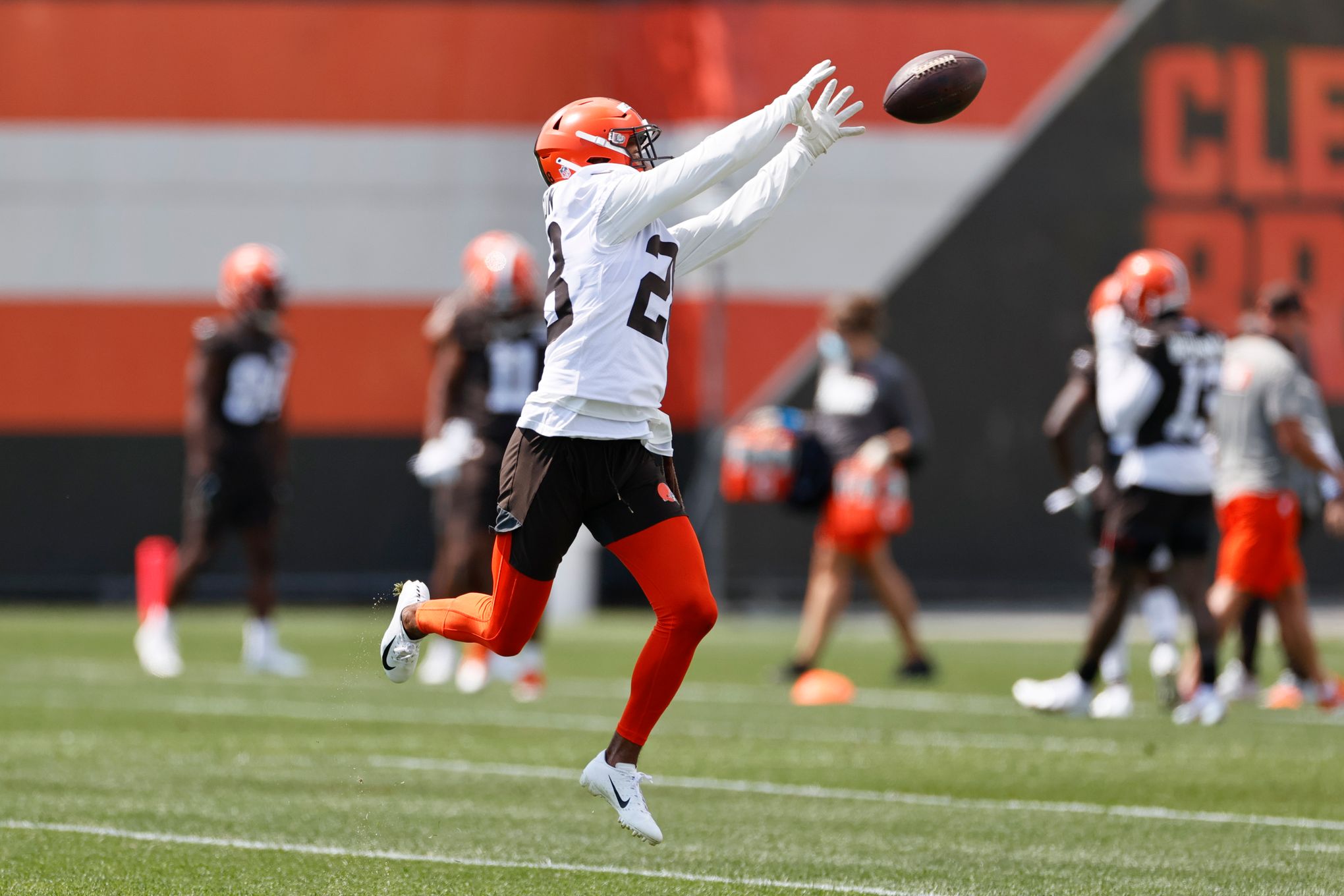 Breaking Down Browns TE Harrison Bryant's Film - Stadium