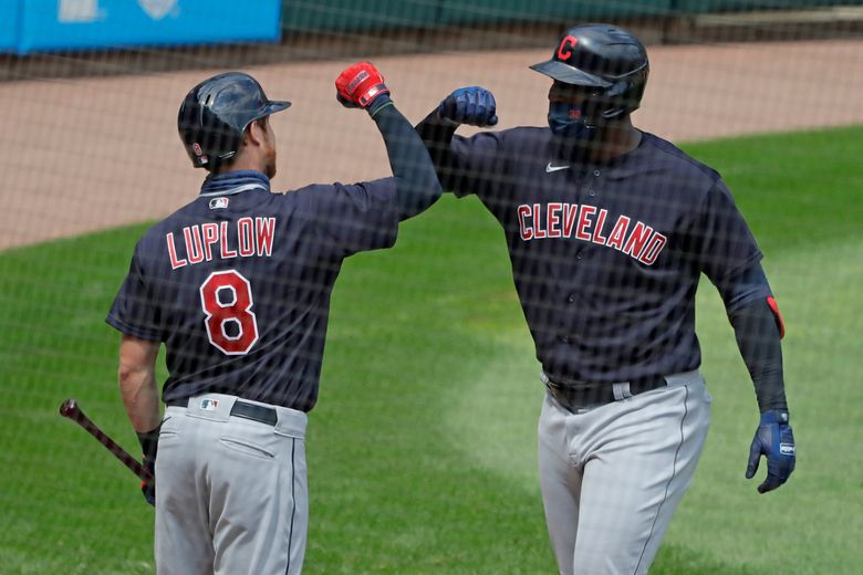 Plesac, Reyes, Luplow power Indians over White Sox 7-1