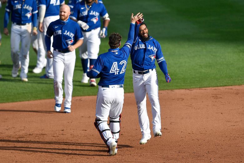 Teoscar Hernandez hits walk-off single in 6-5 win  Orioles-Blue Jays Game  Highlights 8/30/20 