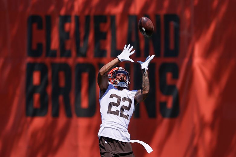 The pads are on!  Browns Training Camp Insider 