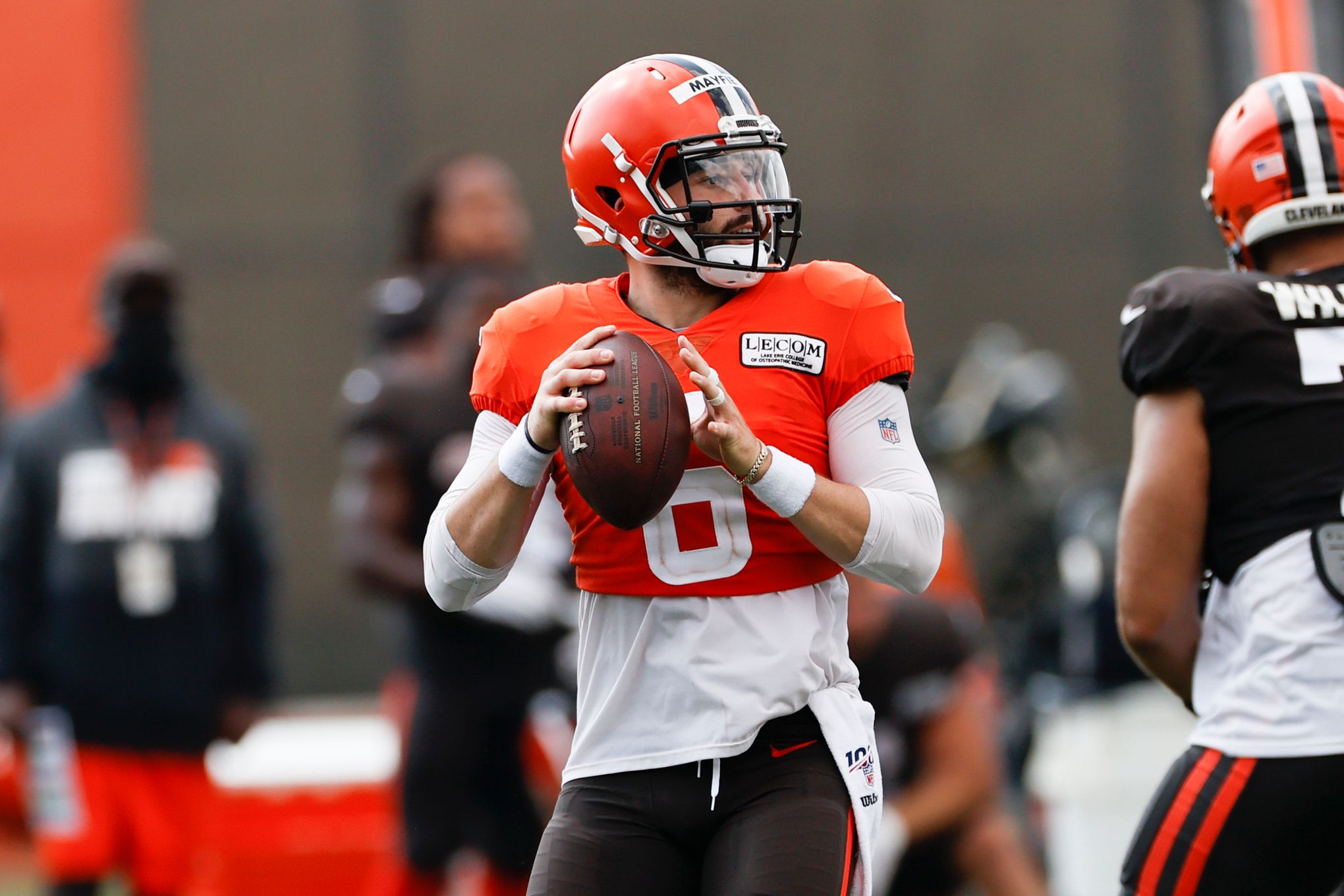 PRACTICE PHOTOS: First practice in new threads for QB Baker Mayfield