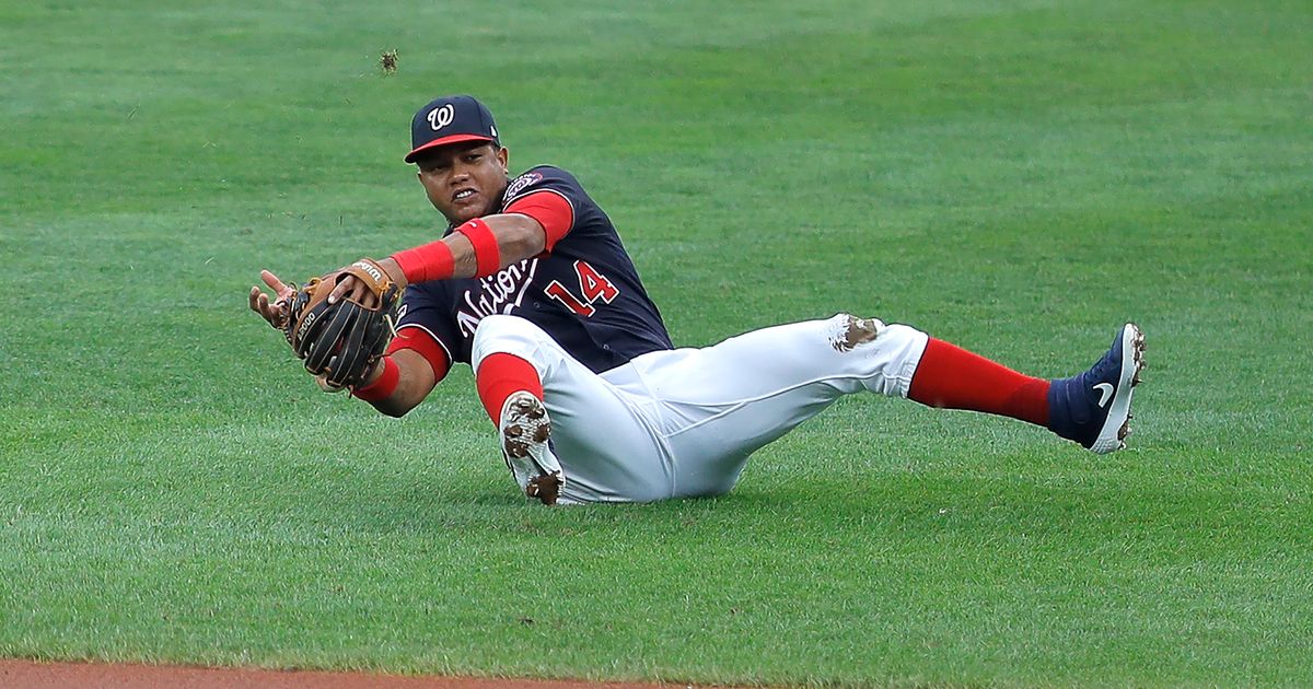 Nationals place Starlin Castro on IL with broken wrist