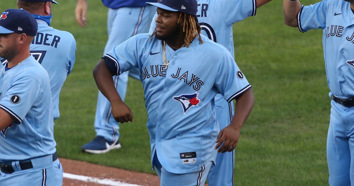 Blue Jays rally for double-header sweep of Phillies