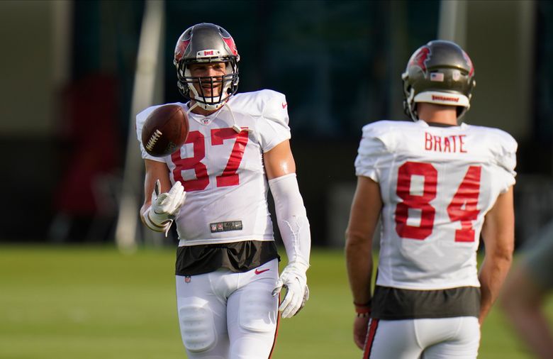 Bucs using Rob Gronkowski in O.J. Howard's 2019 spot 