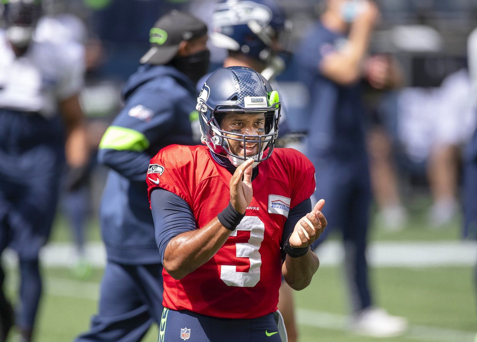 2020 Russell Wilson Quarterback Seattle Seahawk: NFL MAN of YEAR