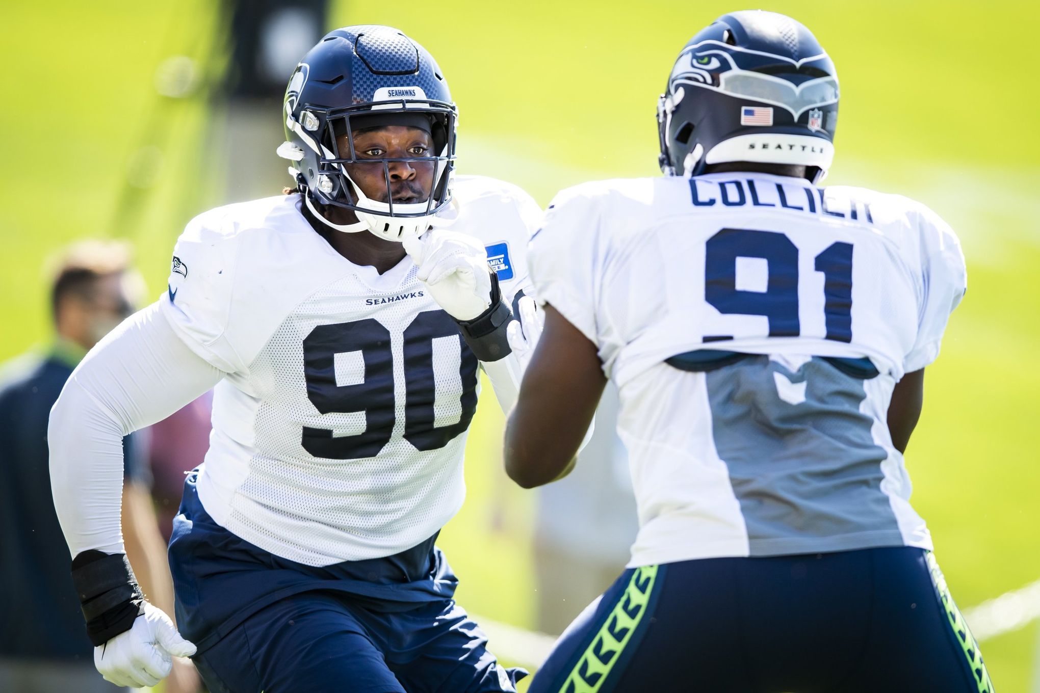 How did Seahawks' Clowney get No. 90 from Reed? 'It wasn't cheap