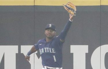 Mariners sent hobbling Kyle Lewis down to Rainiers, but he has yet to take  field