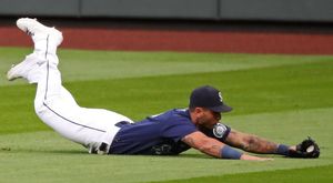 Evan White homers but Mariners lose to White Sox, 10-1 - Lookout Landing