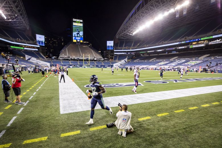 Seahawks Trying to Find Sweet Spot for Crowd Noise at CenturyLink Field -  Sports Illustrated Seattle Seahawks News, Analysis and More