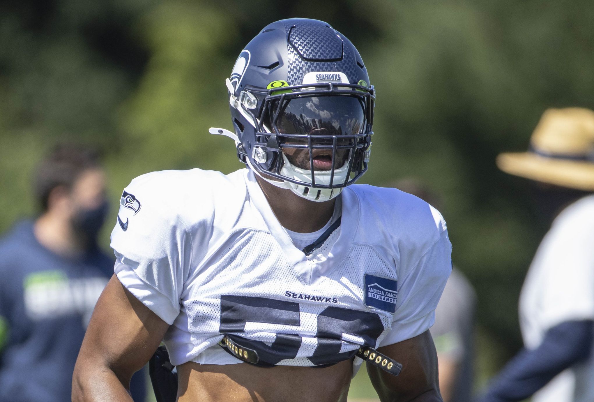 Seattle Seahawks Jordyn Brooks at practice after knee injury