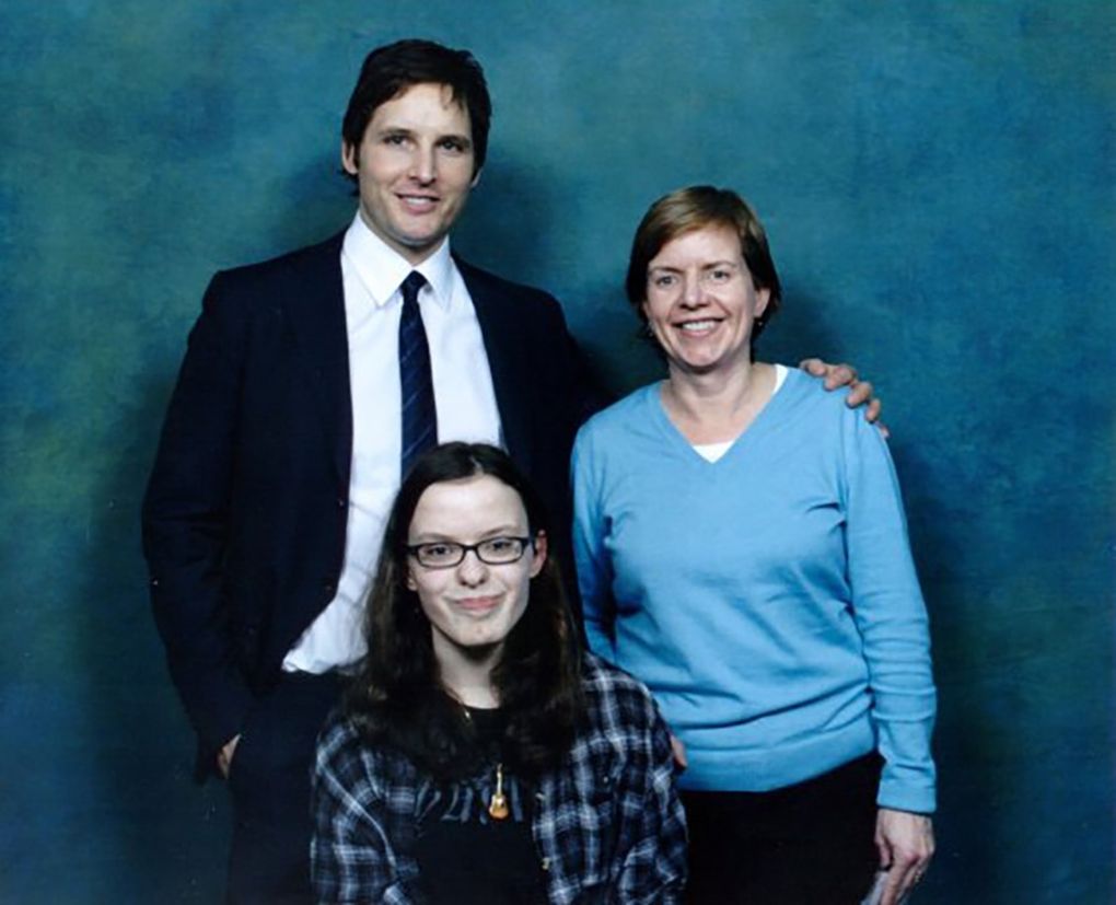 Jane Humen, center, poses with her mom with actor Peter Facinelli at a “Twilight” convention in 2010. (Courtesy of Jane Humen)
