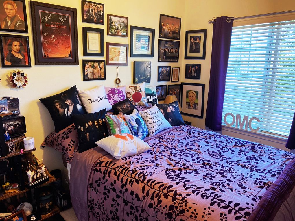 Amy Taylor decorated her guest room in Renton with a “Twilight” theme. (Courtesy of Amy Taylor)