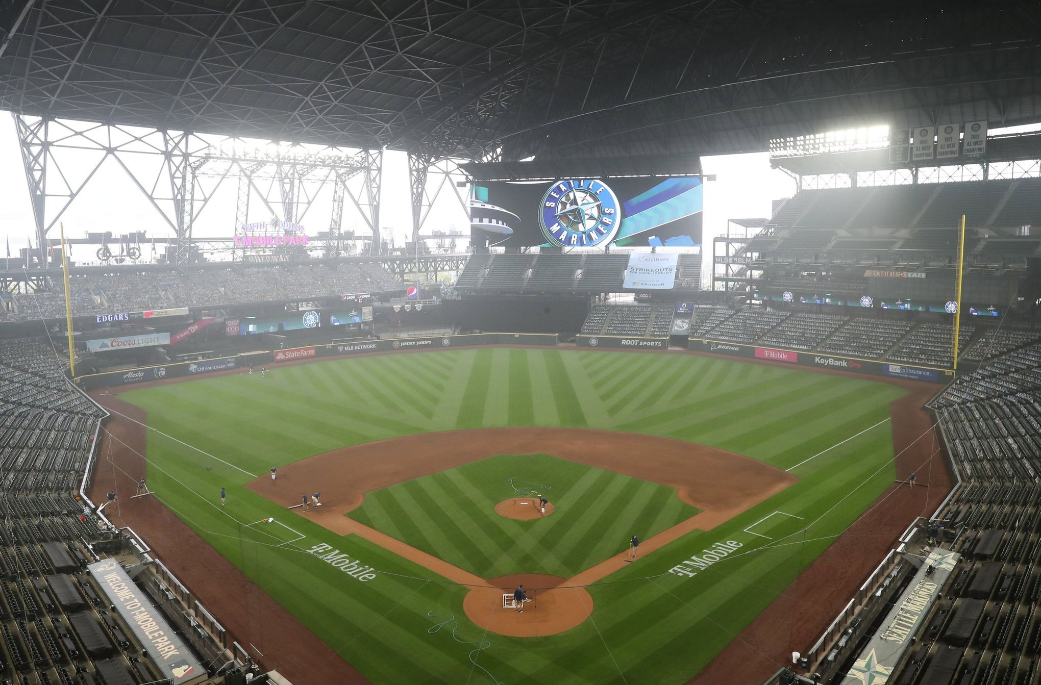 Seahawks game to be rescheduled if Mariners play Sunday