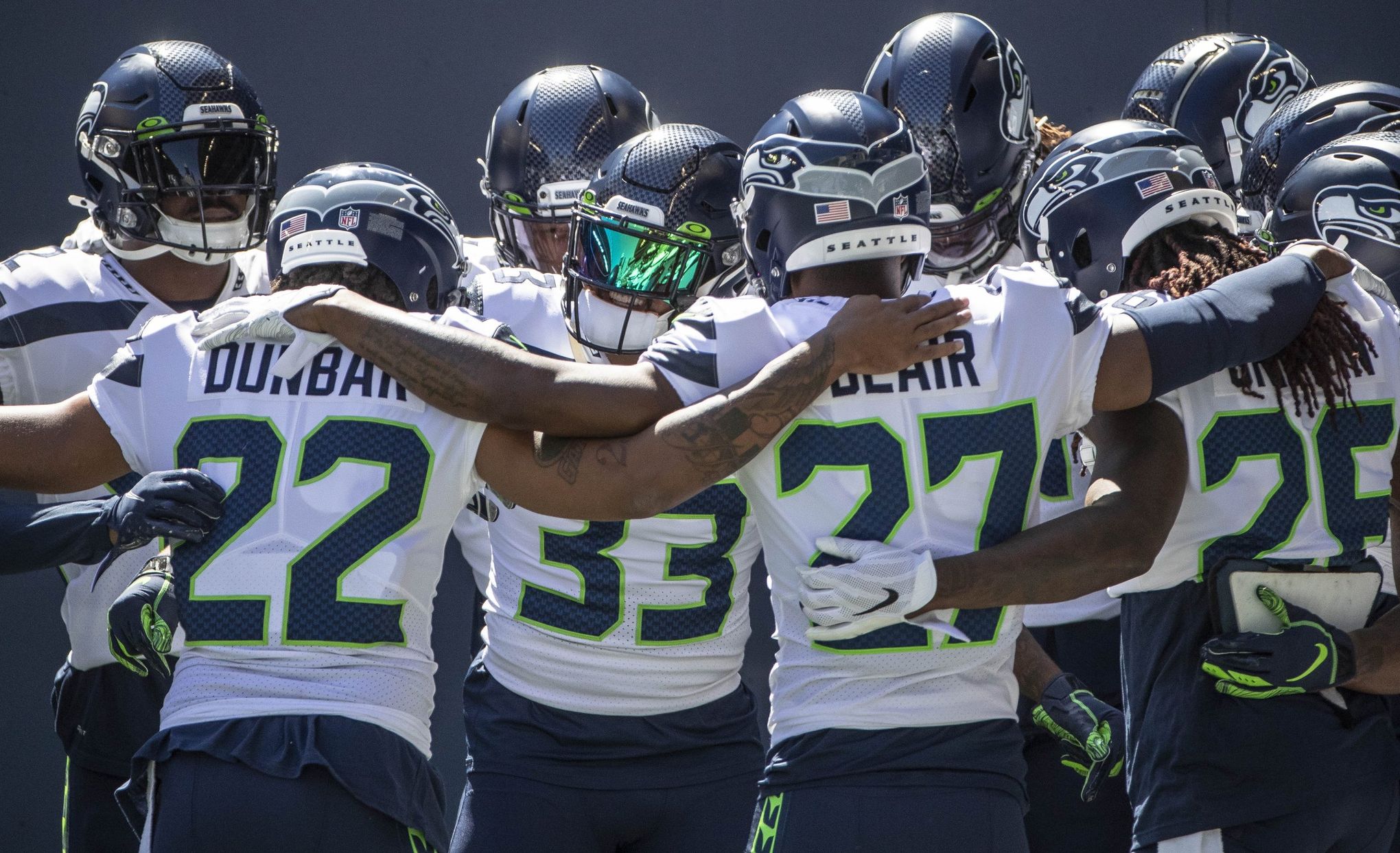 Seahawks offensive depth takes hit as Rashaad Penny, Penny Hart