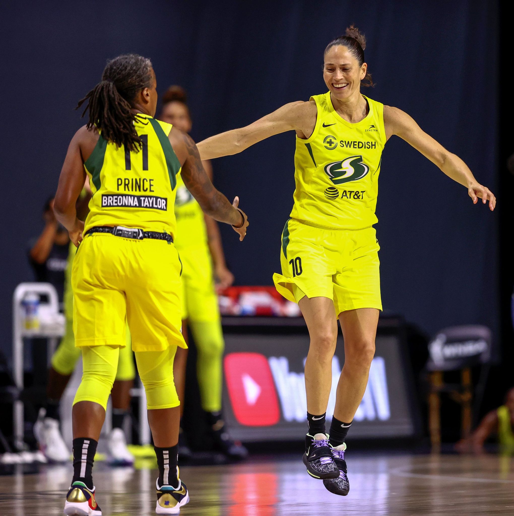 Twitter to Stream 10 WNBA Games During Bubble Season