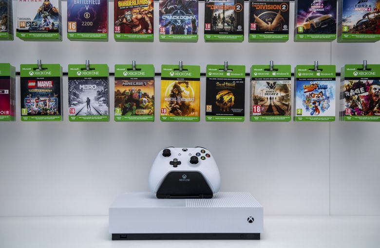 Microsoft plans to launch Xbox mobile game store to rival Google