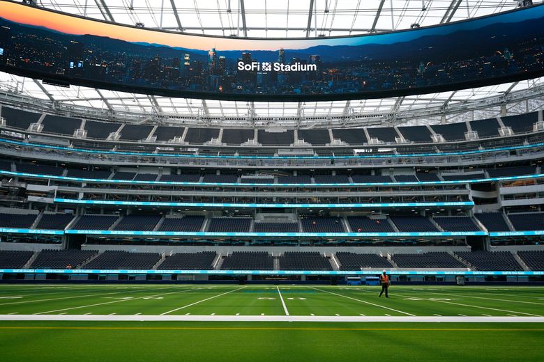 SoFi Stadium and AT&T Stadium: Here are the differences