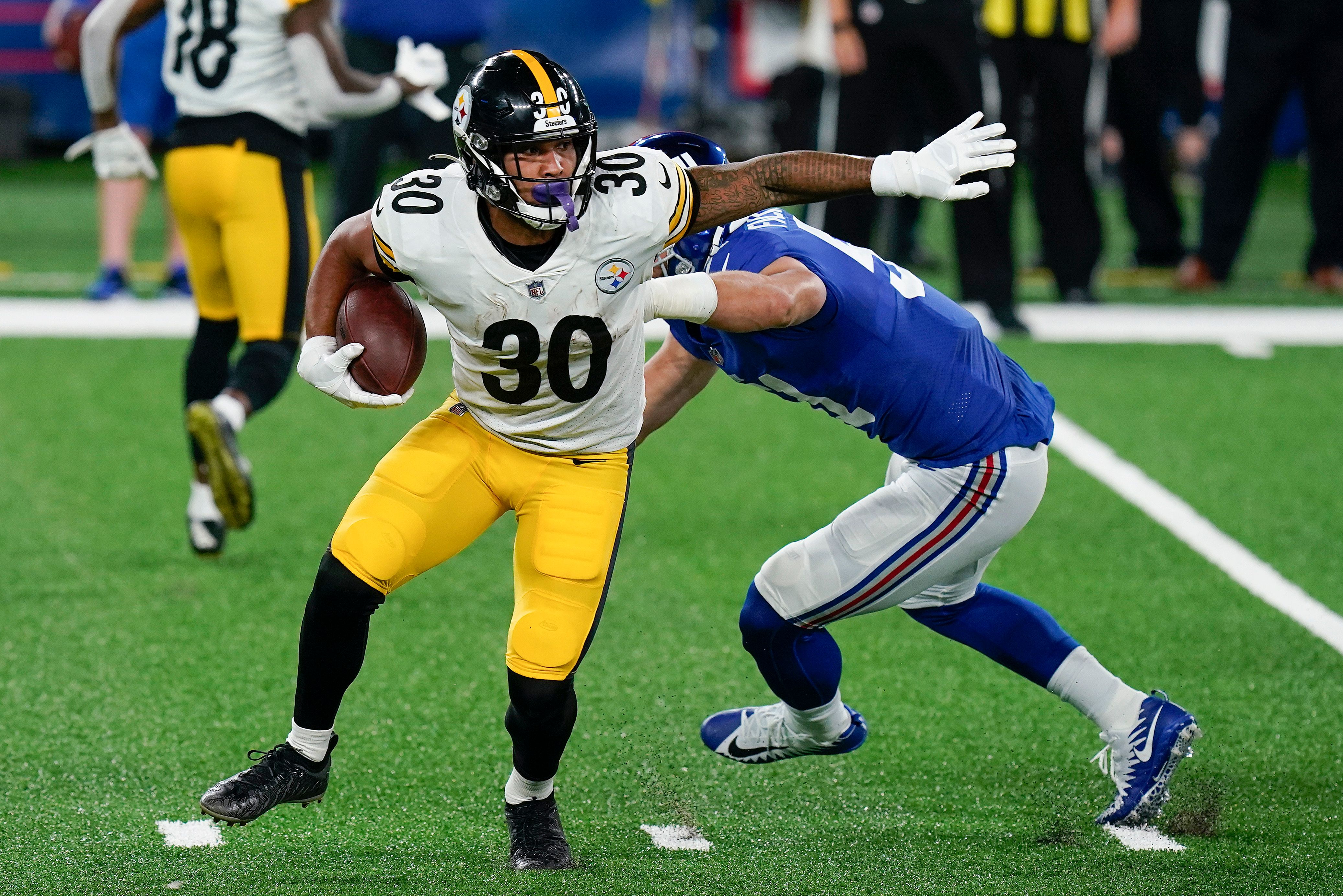 Steelers RB Conner: Balky Ankle Heading In Right Direction | The ...