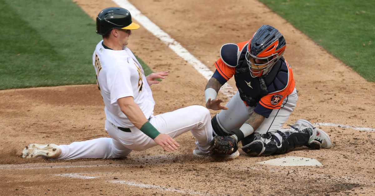 Yuli Gurriel's game-tying sac fly, 06/24/2023