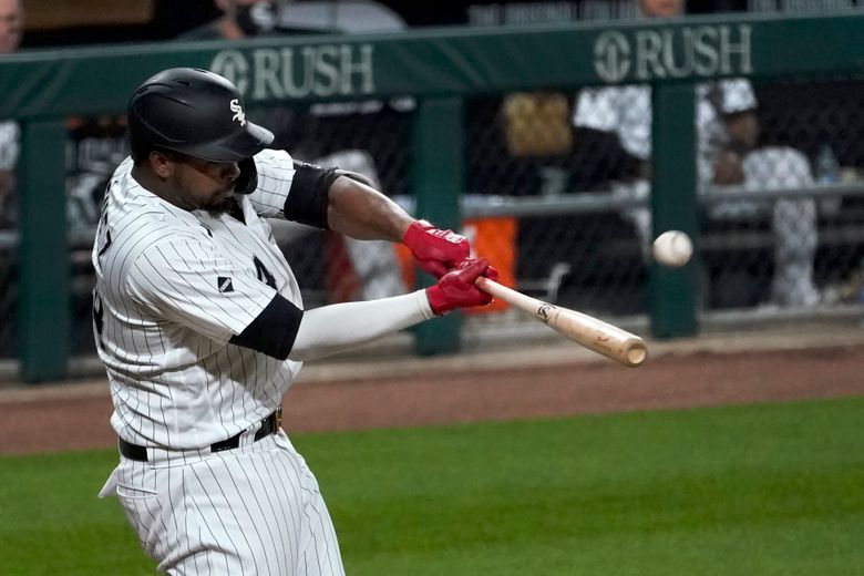 Eloy Jiménez drives in 3 as White Sox rally past Mariners