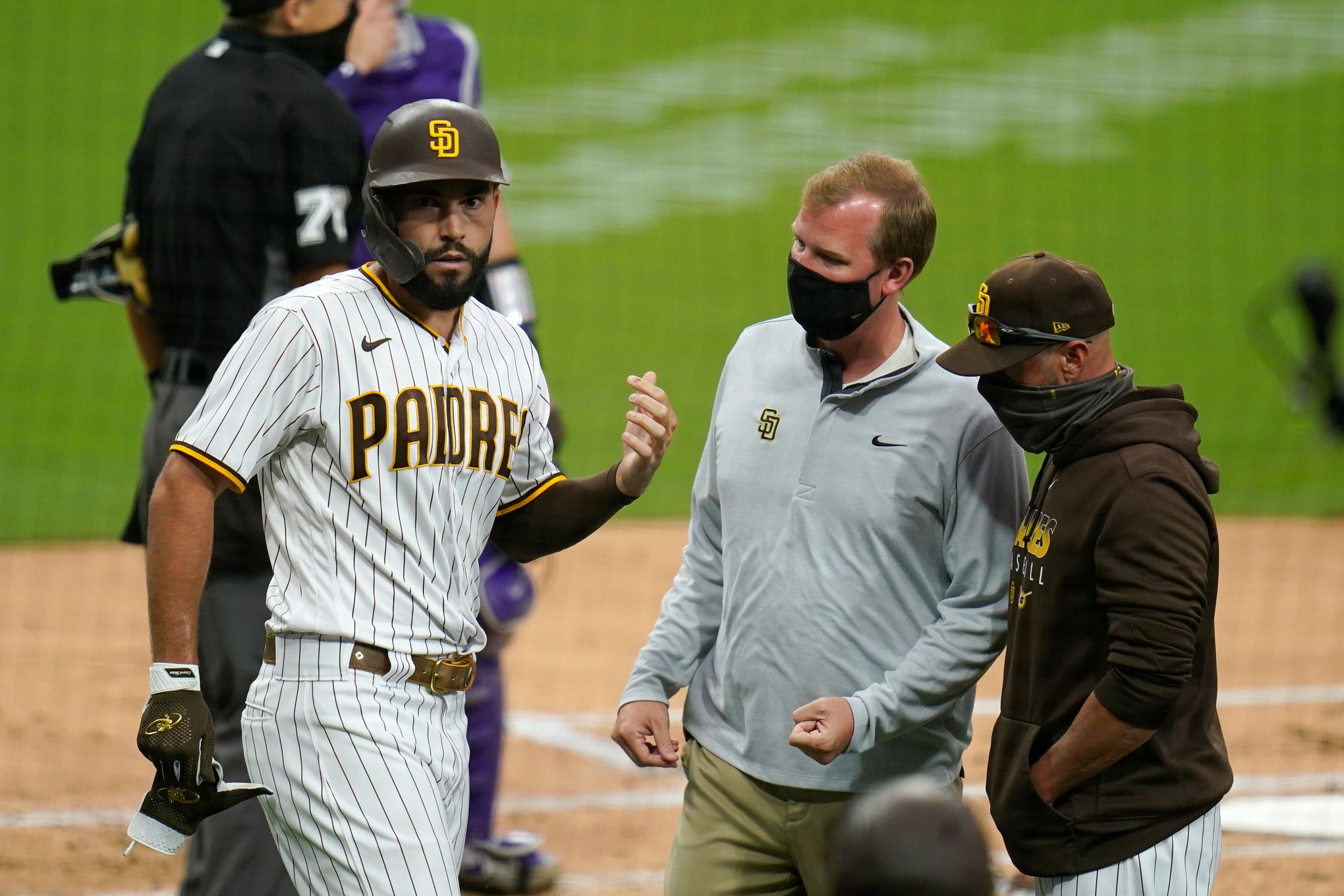 San Diego Padres first baseman Eric Hosmer (30) in the first