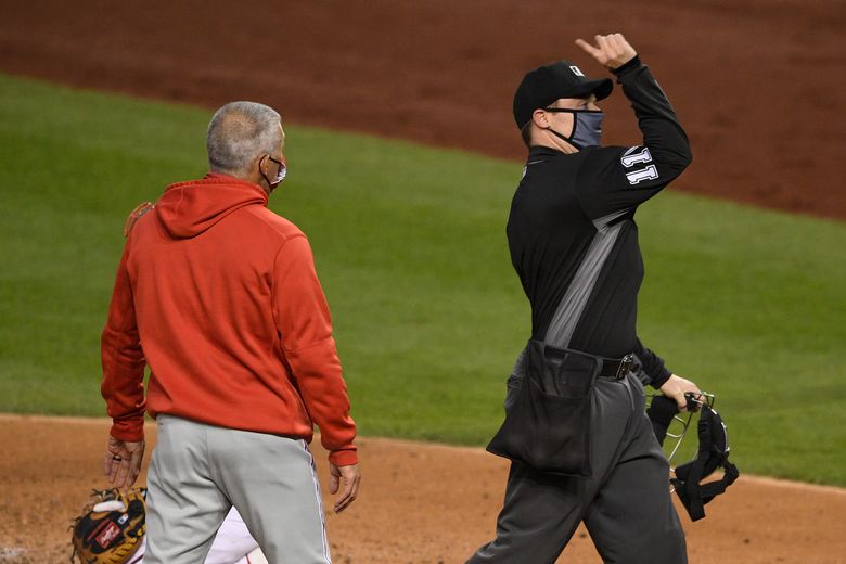 Phillies' Joe Girardi ejected after challenging Nationals' Max