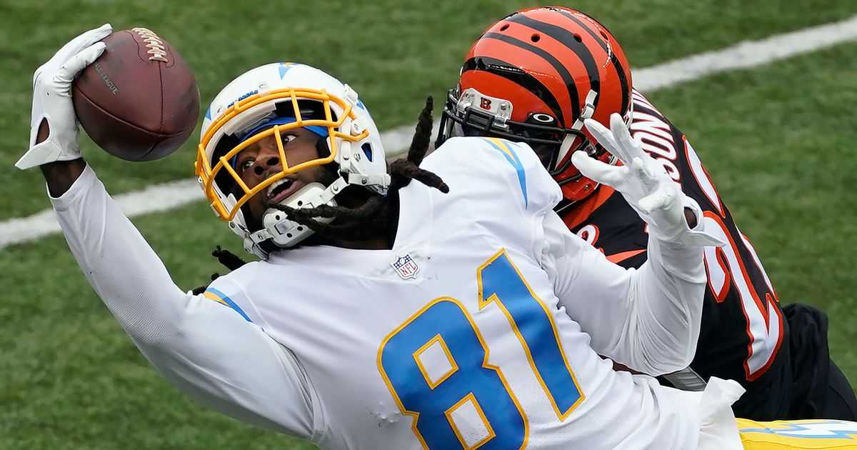 Bengals rookie QB Joe Burrow scores first NFL touchdown vs. Chargers