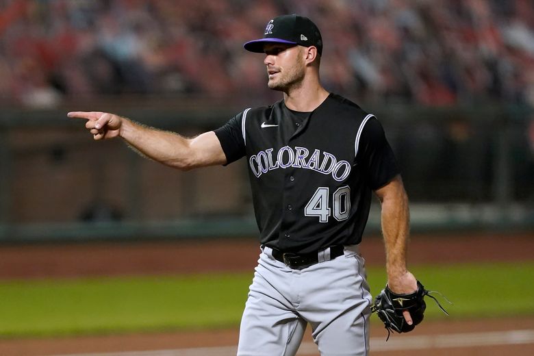 Giants lose both games of doubleheader to Rockies