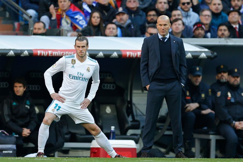 Gareth Bale arrives in London to complete Tottenham return