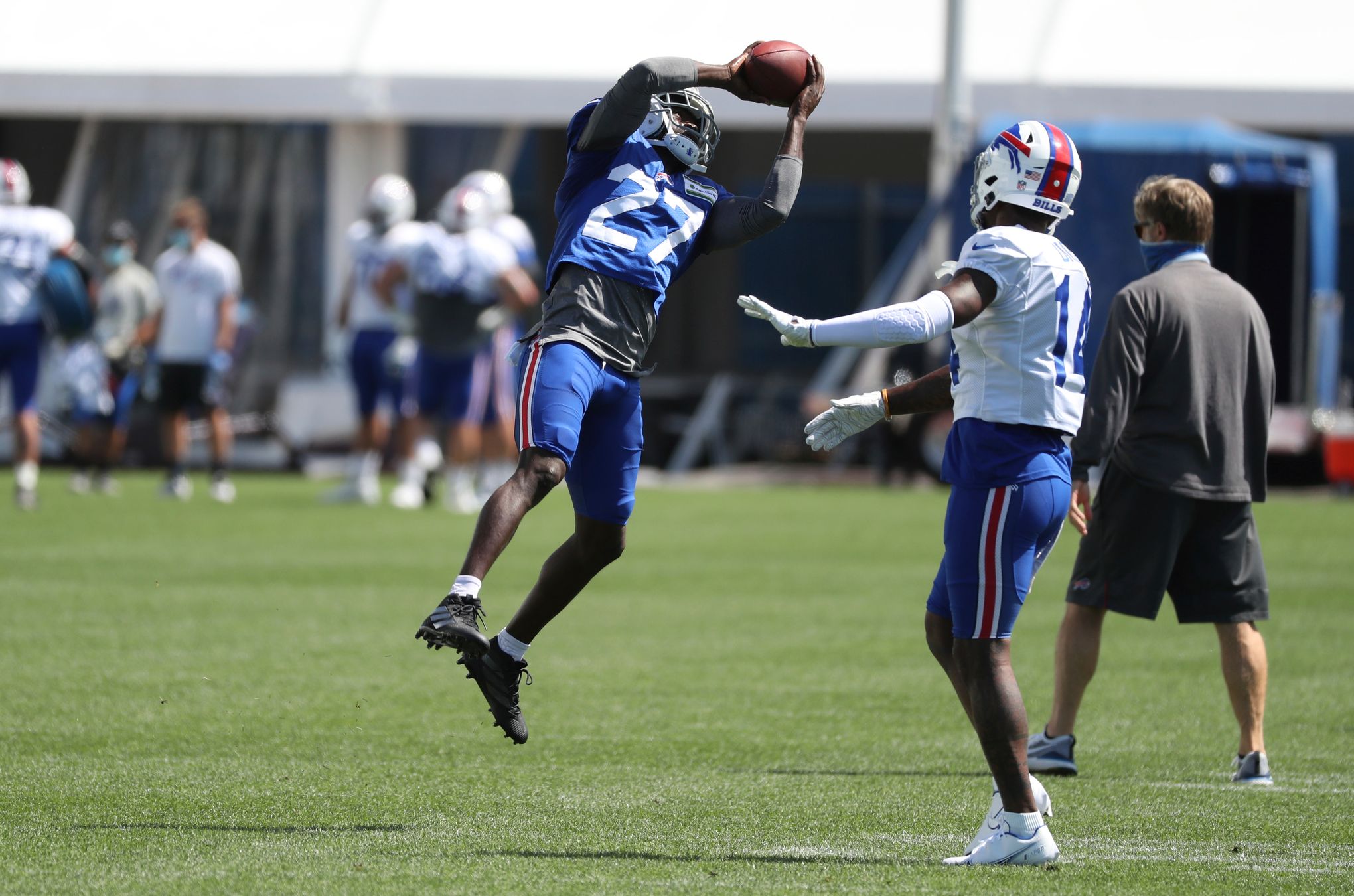 NFL on X: Bills, CB Tre'Davious White agree to contract extension. (via  @RapSheet)  / X