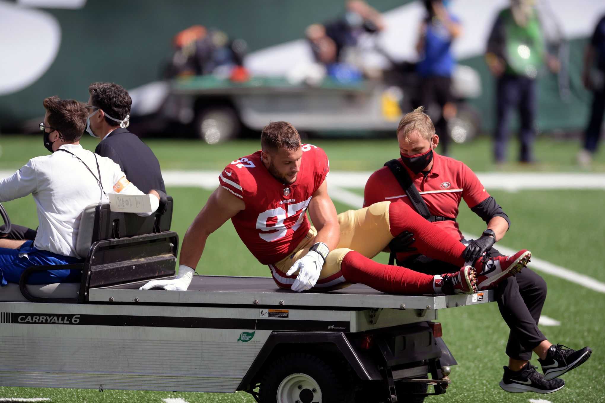 49ers camp: Nick Bosa walks off after sustaining ankle injury