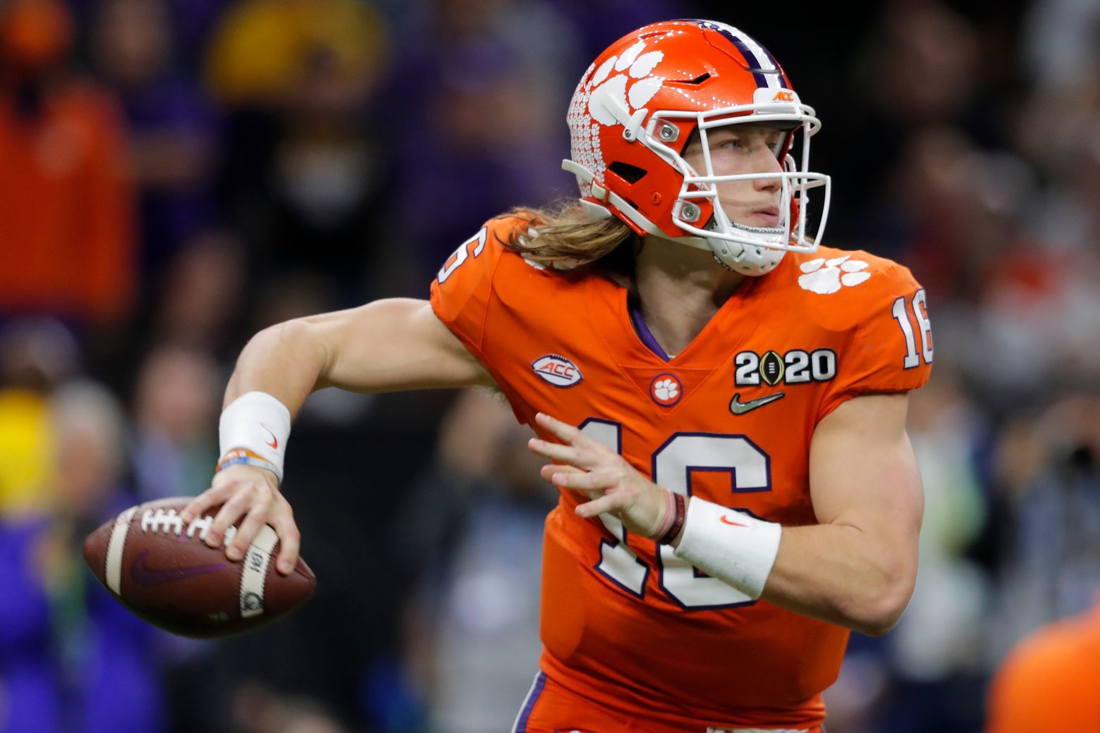 Trevor Lawrence, No. 1 Clemson begin another title chase