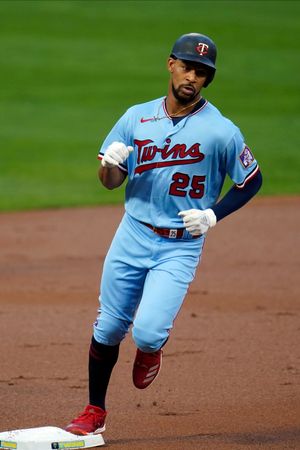 Twins top Tigers 5-4 in 10th, sit half-game behind White Sox Detroit Tigers  Baseball Back name Minnesota Twins