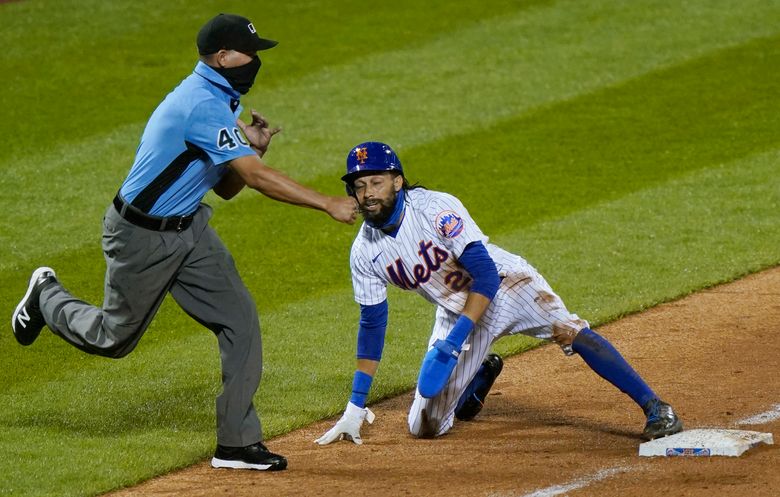 Billy Hamilton Steals Bases 