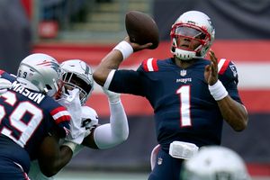 Belichick reaches milestone as Patriots top Raiders 36-20 - The