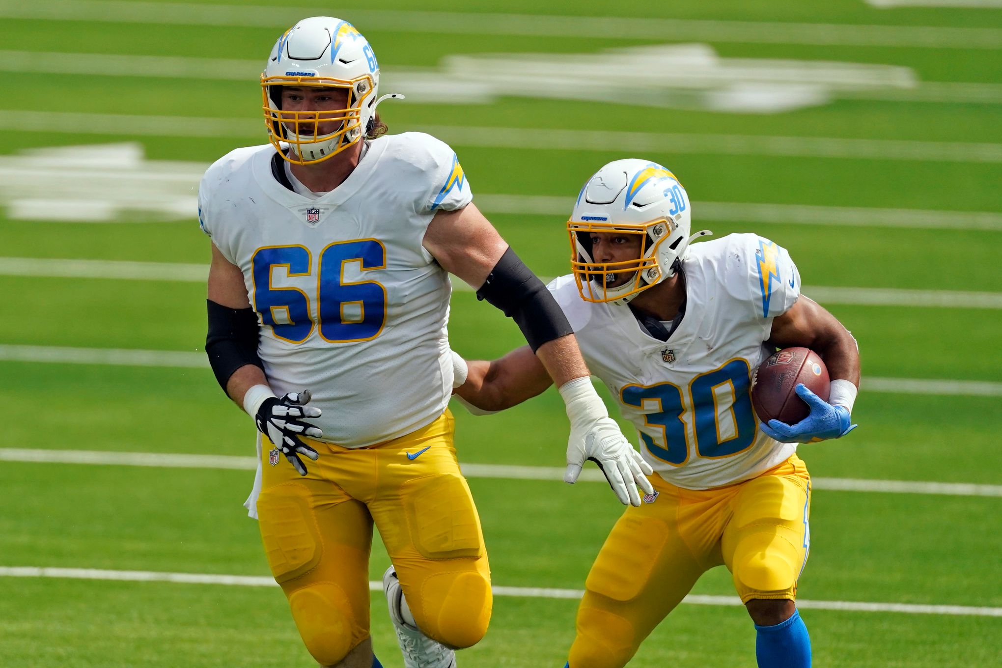 Chargers DE Joey Bosa Expected To Begin Practicing