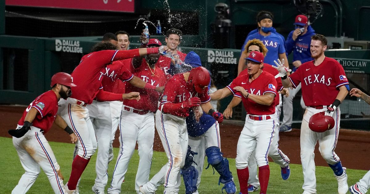 Astros clinch final AL playoff spot despite loss to Rangers The