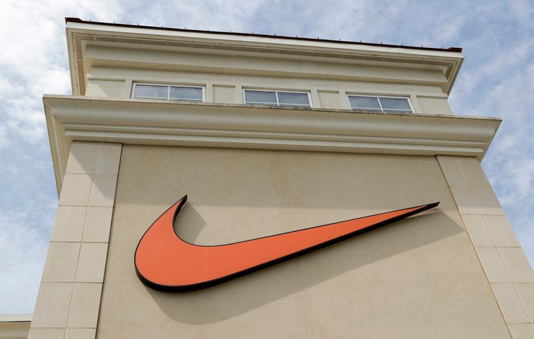 Praten meubilair jongen Nike shakes off pandemic blues with surging online sales | The Seattle Times