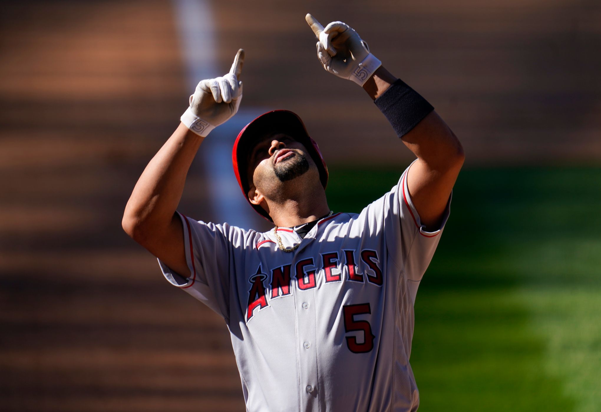 MLB Twitter reacts to report that Albert Pujols will play in the