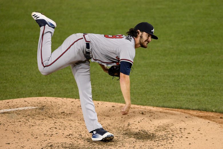 Max Scherzer steals base, throws 5th shutout as Nationals top Braves