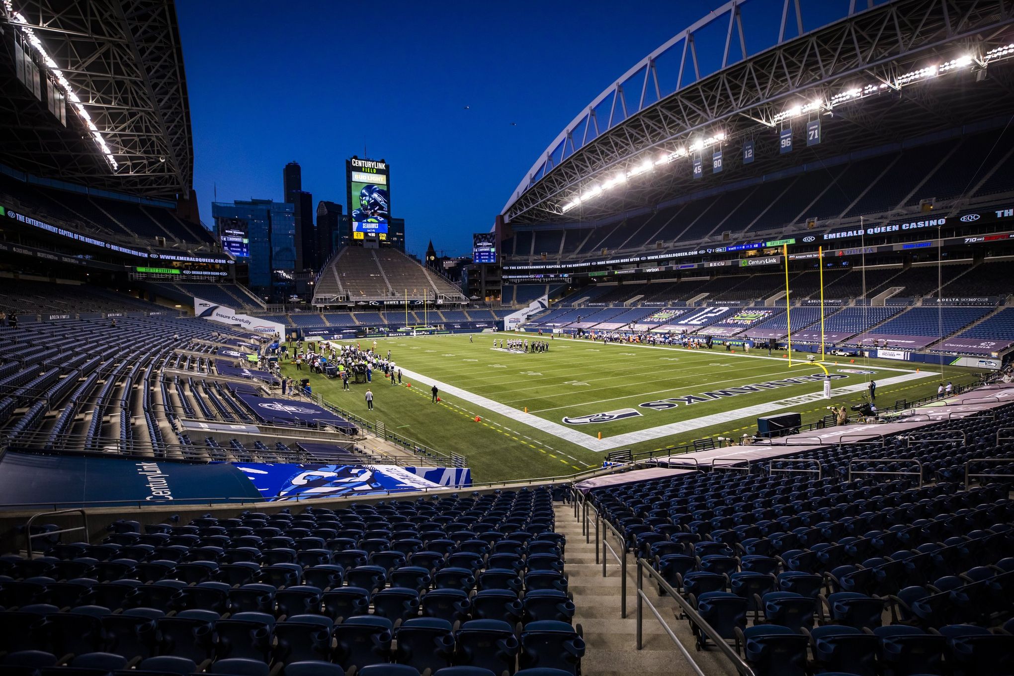 Absence of fans inside, outside U.S. Bank Stadium makes for eerily