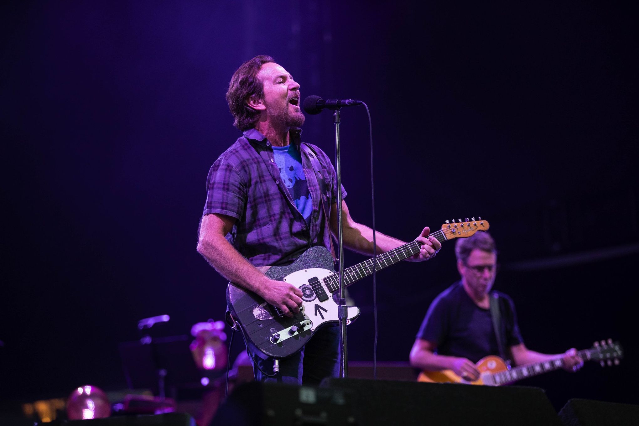 Future grunge-rock icons of Pearl Jam perform debut gig as Mookie