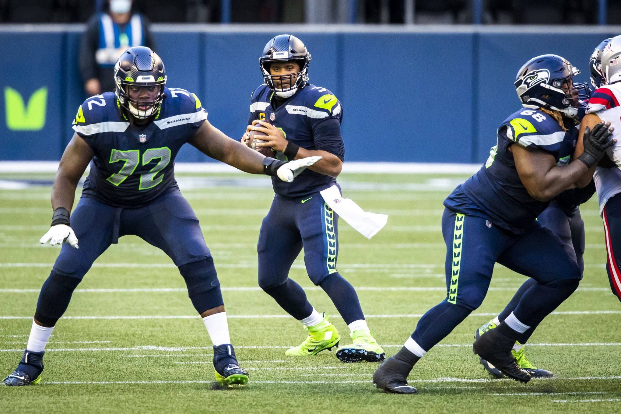 What to watch for when the Seahawks play the Minnesota Vikings — plus Bob  Condotta's prediction