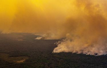 FILE — Fires burn in the northern Pantanal wtland, in the state of Mato Grosso, Brazil, Aug. 29, 2020. Roughly a quarter of the vast Pantanal wetland in Brazil, one of the most biodiverse places on Earth, has burned this year in wildfires worsened by climate change. (Maria Magdalena Arrellaga/The New York Times) XNYT118
