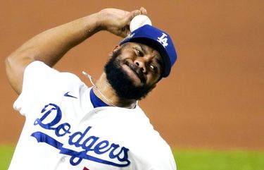 LEADING OFF: Dodgers turn to Jansen, bullpen for Game 2 Homer